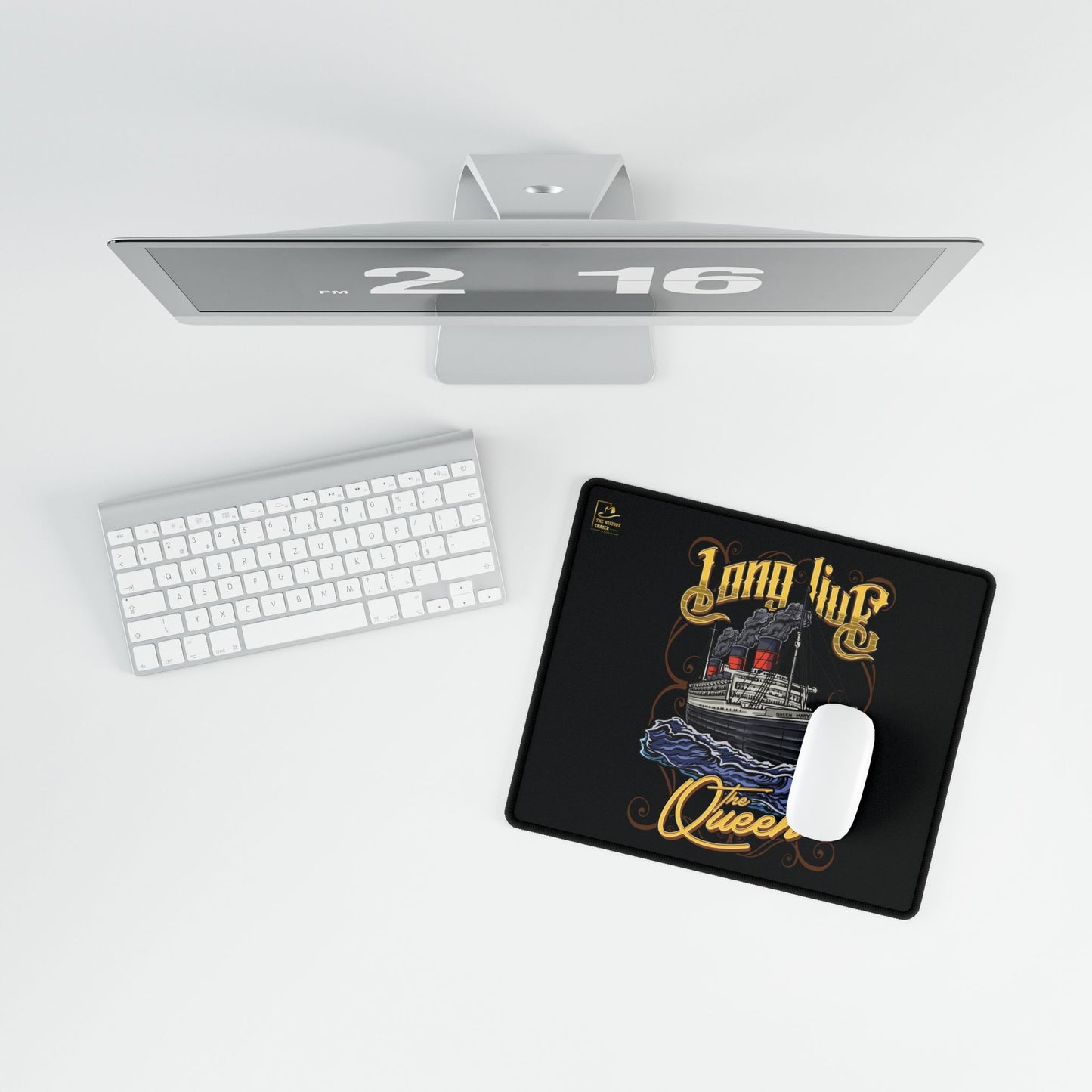 Long Live the Queen RMS Queen Mary Desk Mat (Black)